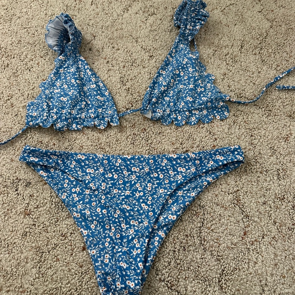 SHEIN Blue Floral Bikini